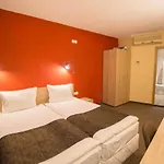 Evridika Hotel 3*